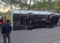 Muğla’da otel çalışanlarını taşıyan işçi servisi devrildi