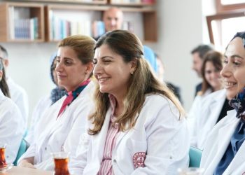 Öğretmenler Günü yurt genelinde etkinliklerle kutlanacak