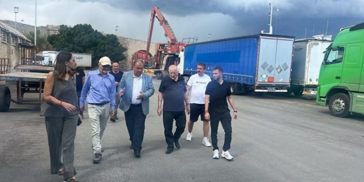 Sucuoğlu müjdeyi verdi: Önümüzdeki günlerde asfalt serimine başlanacak