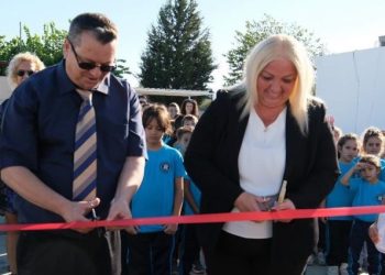 Çayırova İlkokulu’nun yeni oyun parkı açıldı