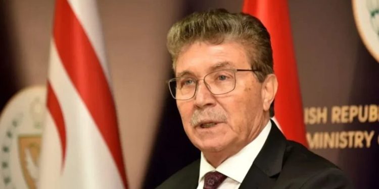 Başbakan Üstel: CTP ucuz siyaset yapıyor