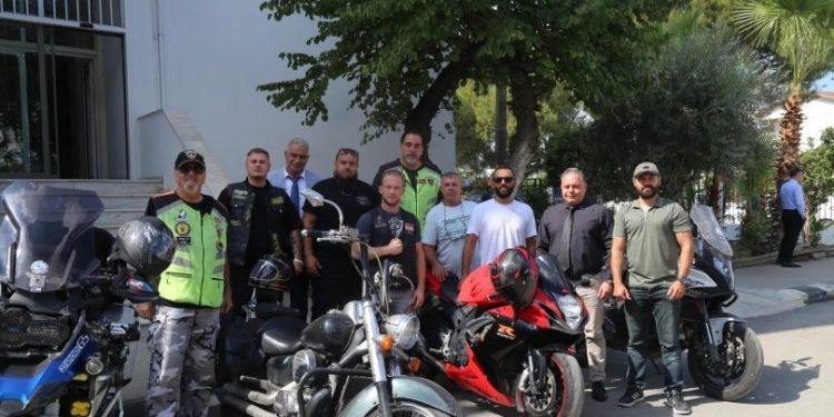 Motosiklet kullanıcılarının trafikte güvenliği ele alındı