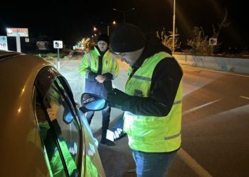 Trafik denetimlerinde 341 sürücüye yasal işlem