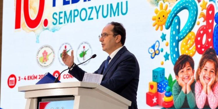 Pediatri Kurumu’na 2026 Avrupa Pediatri Bilim Madalyası verildi