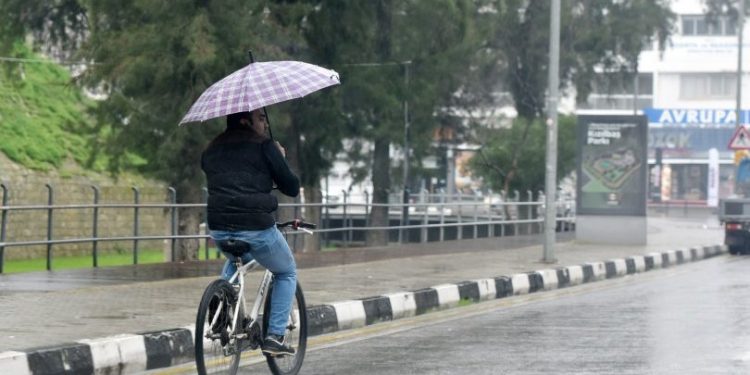 Meteoroloji’den saat 18.00’e kadar kuvvetli yağış uyarısı