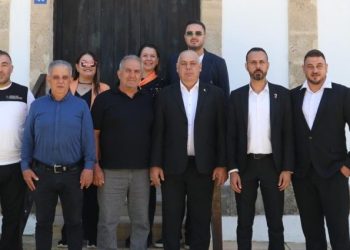 Albayrak’tan Çatalköy-Esentepe muhtarlarına ziyaret: “Muhtarını dinlemek, halkını dinlemektir!”