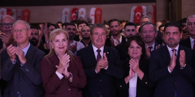 Üstel, gençlere yönelik 10 destek paketini açıkladı