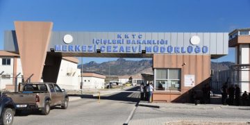 Bakanlar Kurulu, Merkezi Cezaevi’ndeki grevi 60 gün süreyle erteledi