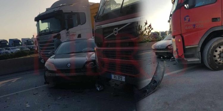 Erülkü ile Yonca Kavşağı arasında kaza: Trafik durma noktasına geldi!