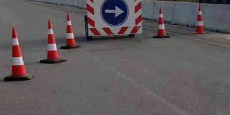 Karpaz’dan İskele’ye gidiş yönü trafiğe kapatıldı