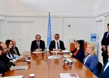 Liderler görüştü, komite temsilcileriyle bir araya geldi