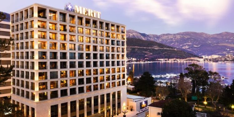 Merit Starlit Hotel & Residences’e  “Leading Hotel of Montenegro” Ödülüne ikinci kez layık görüldü.