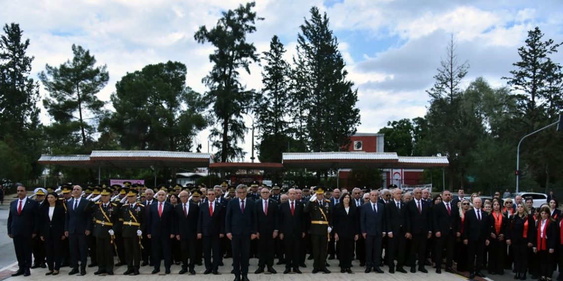 29 Ekim dolayısıyla Lefkoşa Atatürk Anıtı’nda tören düzenlendi
