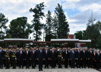 29 Ekim dolayısıyla Lefkoşa Atatürk Anıtı’nda tören düzenlendi