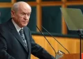 Bahçeli: “Birleşik Kıbrıs Federasyonu ham bir hayaldir ve Türk egemenliğinin de felaketidir. “