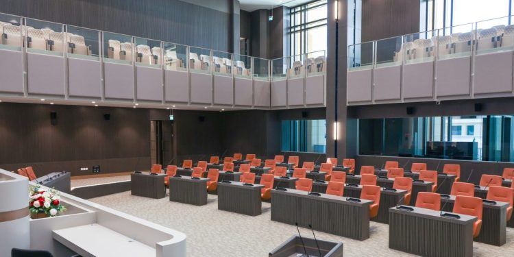 Meclis’te nisap sağlanamadı, oturuma 15 dakika ara verildi