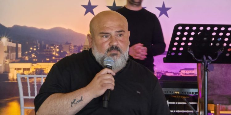 Üredi vekil adayı oldu, yerine Gedik getirildi