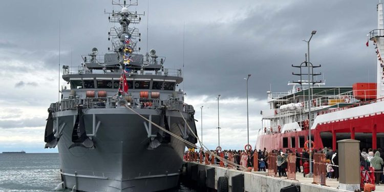 TCG Işın arama kurtarma gemisi Tekirdağ’da ziyarete açıldı