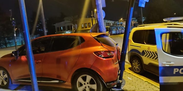 ‘Dur’ ihtarına uymayan alkollü sürücüye 420 bin lira ceza