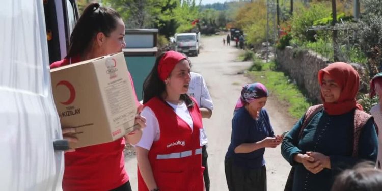 Türk Kızılay’ın ‘Gönüllü Ol’ platformunda üye sayısı 500 bini aştı