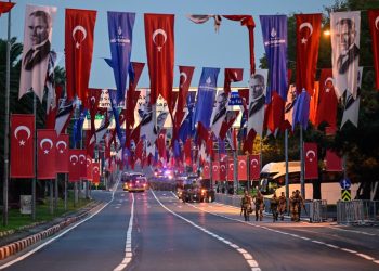 Vatan Caddesi’ndeki 29 Ekim kortej geçişi ertelendi