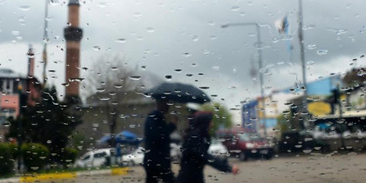 Yurtta serin ve yağışlı hava etkisini sürdürecek