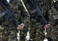 Yunanistan’da eski asker ordunun boru hattından 300 bin litre petrol çaldı